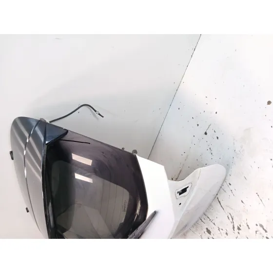 Porton Trasero para Opel Corsa F (P2Jo)