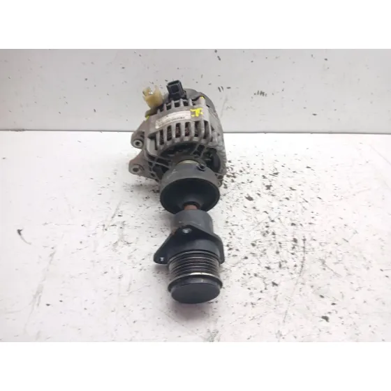Alternador para Ford Focus C-Max (Dm2)