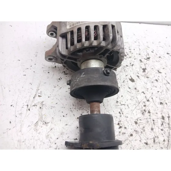 Alternador para Ford Focus C-Max (Dm2)