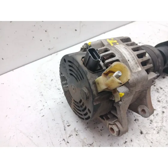 Alternador para Ford Focus C-Max (Dm2)