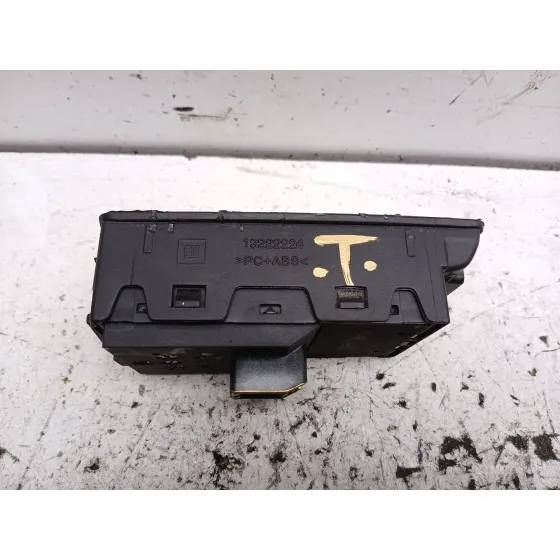 Mando Elevalunas Delantero Izquierdo para Opel Insignia A (G09)