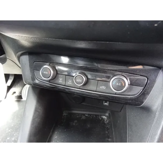 Mando Climatizador para Opel Corsa F (P2Jo)