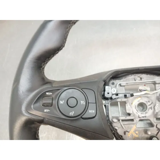 Volante para Opel Corsa F (P2Jo)