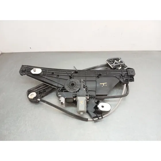 Elevalunas Delantero Derecho para Opel Corsa F (P2Jo)