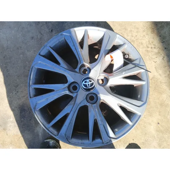 Llanta para Toyota Yaris (_P13_)