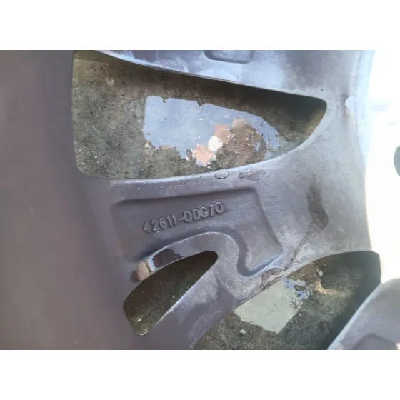 Llanta para Toyota Yaris (_P13_)