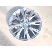 Llanta para Toyota Yaris (_P13_)
