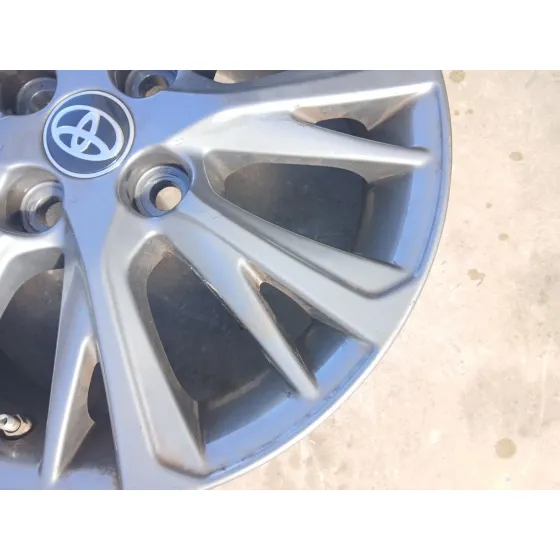 Llanta para Toyota Yaris (_P13_)