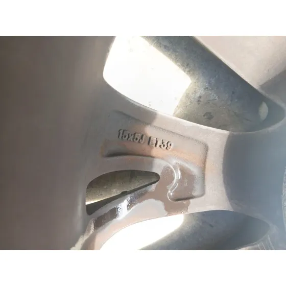 Llanta para Toyota Yaris (_P13_)