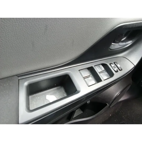 Mando Elevalunas Delantero Izquierdo para Toyota Yaris (_P13_)