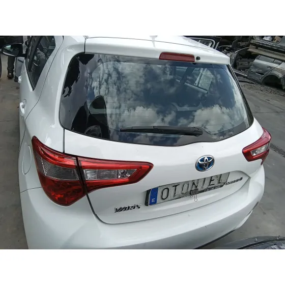 Porton Trasero para Toyota Yaris (_P13_)