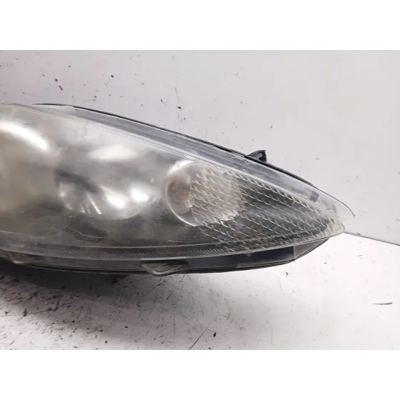 Faro Derecho para Ford Fiesta Vi (Cb1, Ccn)