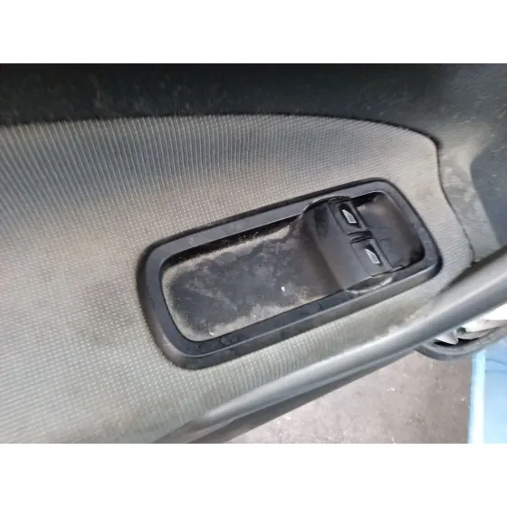 Mando Elevalunas Delantero Izquierdo para Ford Fiesta Vi (Cb1, Ccn)