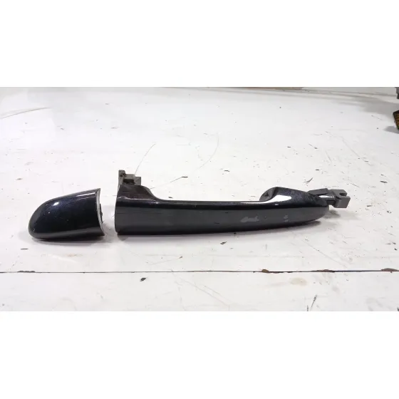 Maneta Exterior Trasera Izquierda para Mazda 3 Sedan (Bk)