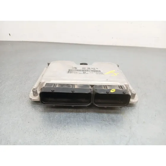 Centralita Motor Uce para Seat Leon (1M1)