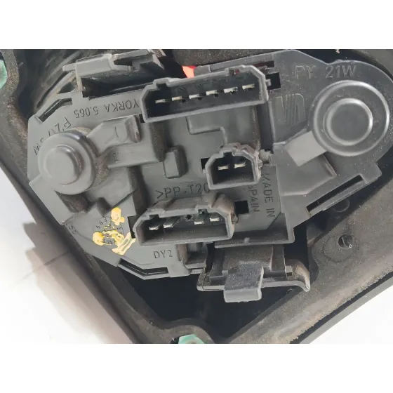 Piloto Trasero Izquierdo Interior para Seat Leon (1M1)