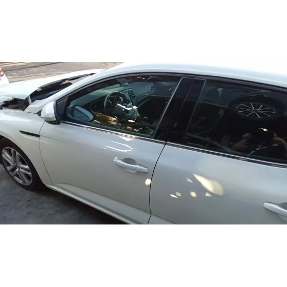 Puerta Delantera Izquierda para Renault Megane Iv Hatchback (B9A/M/N_)