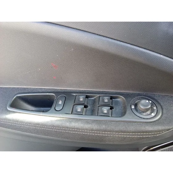 Mando Elevalunas Delantero Izquierdo para Renault Zoe (Bfm_)