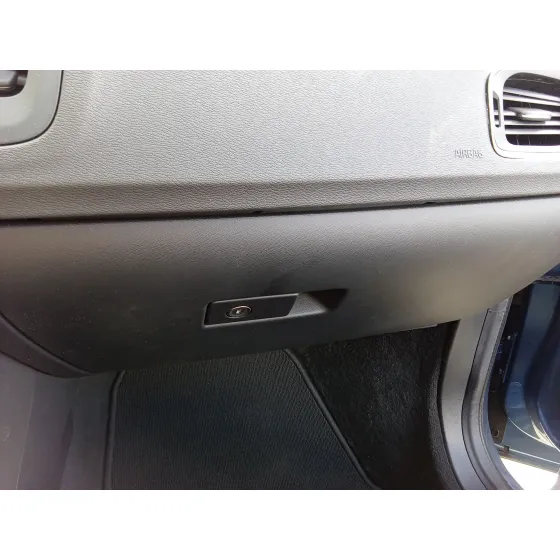 Guantera para Volvo V60 I (155)