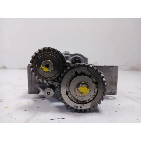 Bomba Aceite para Nissan Cabstar (F24M, F24W)