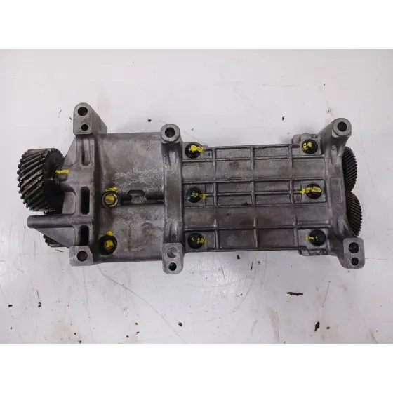 Bomba Aceite para Nissan Cabstar (F24M, F24W)