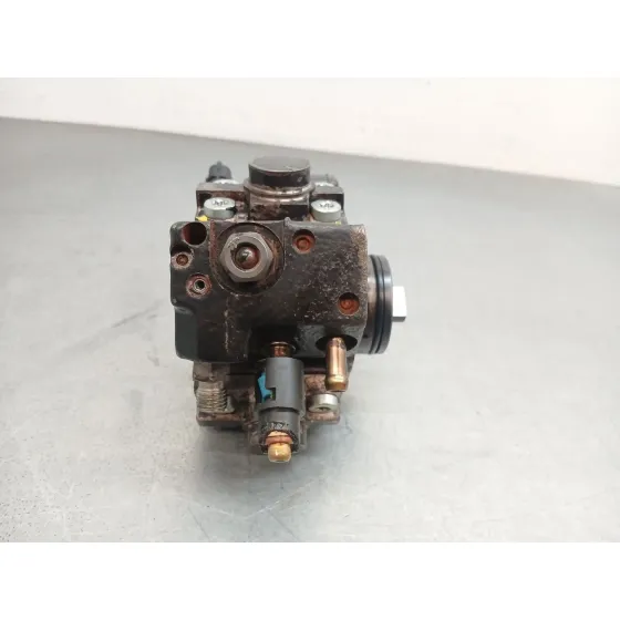 Bomba Inyeccion para Opel Corsa D (S07)