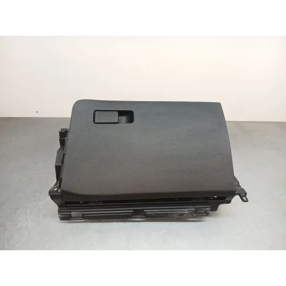 Guantera para Kia Ceed (Cd)