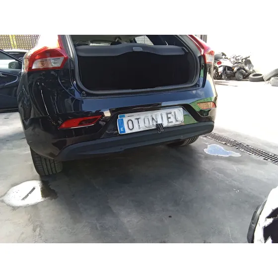 Paragolpes Trasero para Volvo V40 Hatchback (525)