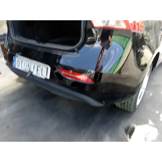 Paragolpes Trasero para Volvo V40 Hatchback (525)