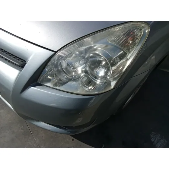 Faro Izquierdo para Toyota Corolla Verso (Zer_, Zze12_, R1_)