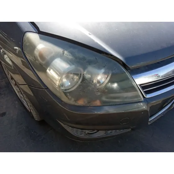 Faro Derecho para Opel Astra H (A04)