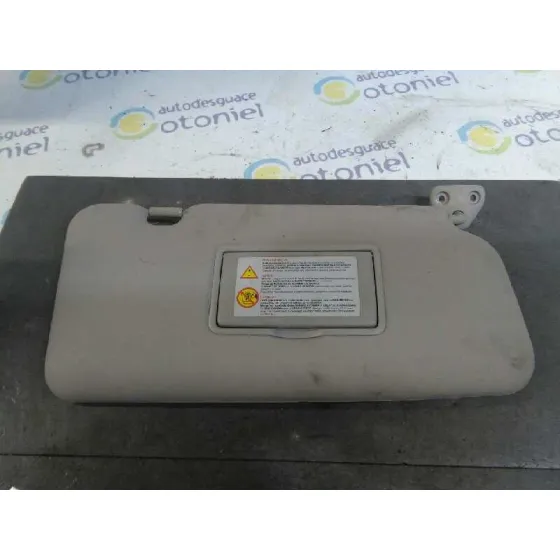 Parasol Derecho para Nissan X-Trail (T30)