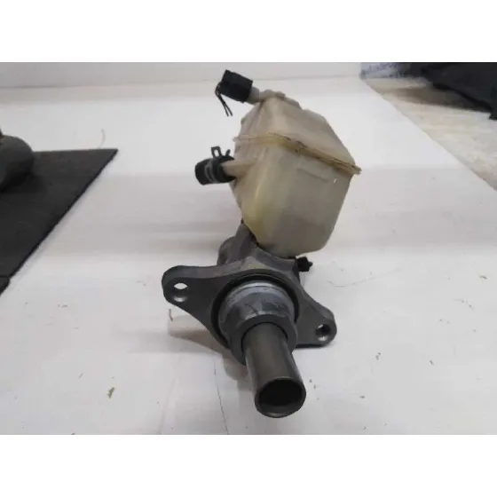 Bomba Freno para Toyota Yaris (Ksp9/Scp9/Nlp9)