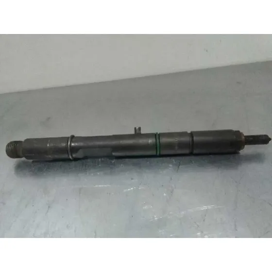 Inyector para Volkswagen Passat Berlina (3B2)