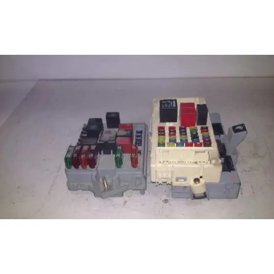 Caja Reles / Fusibles para Alfa Romeo 147 (190)