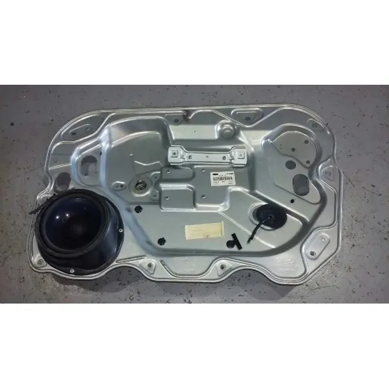 Elevalunas Delantero Derecho para Ford Focus Berlina (Cap)