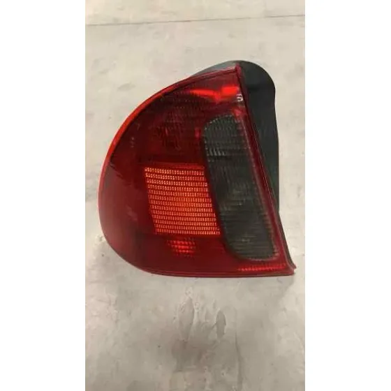 Piloto Trasero Izquierdo para Mg Serie 400 (Rt)