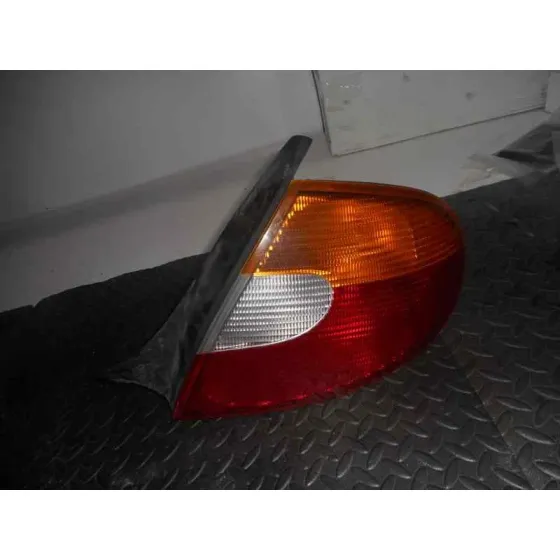 Piloto Trasero Derecho para Chrysler Neon (Pl)