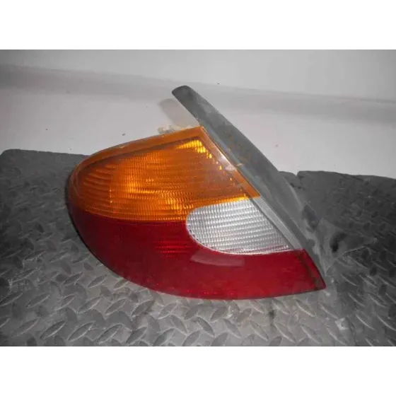 Piloto Trasero Izquierdo para Chrysler Neon (Pl)