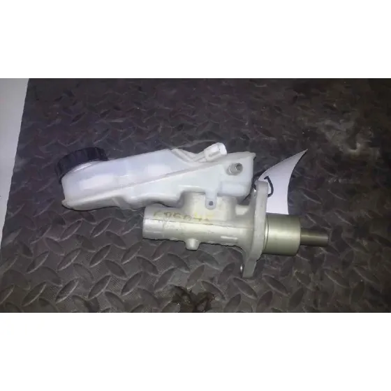 Bomba Freno para Ford Focus Berlina (Cap)