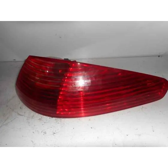 Piloto Trasero Derecho para Peugeot 607 (S1)