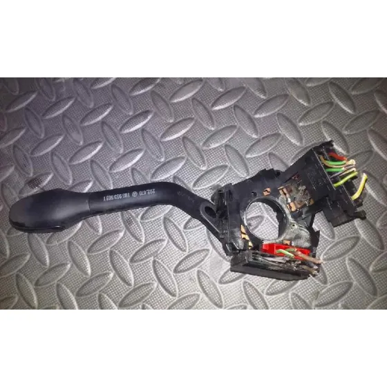 Mando Limpia para Volkswagen Passat Berlina (3A2)