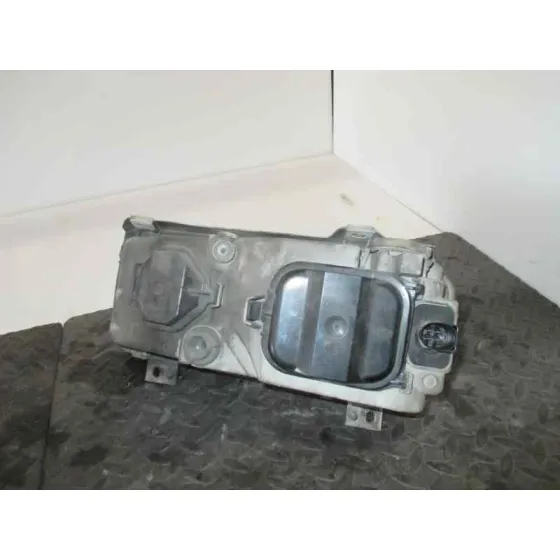 Faro Derecho para Volkswagen Passat Berlina (3A2)