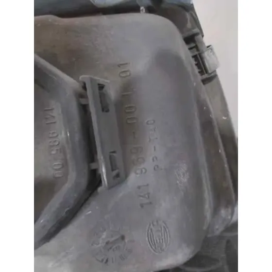 Faro Izquierdo para Volkswagen Passat Berlina (3A2)