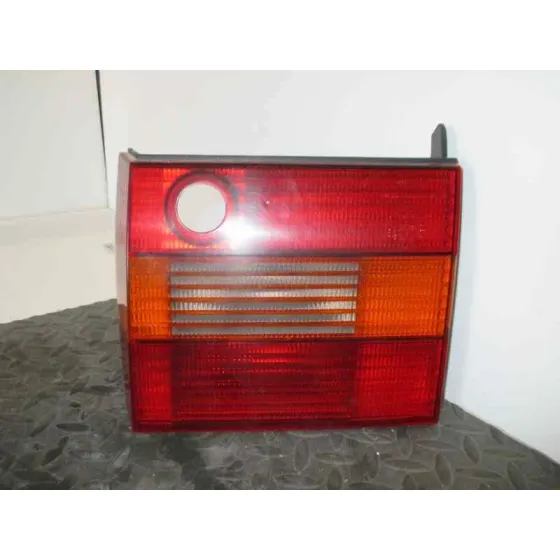 Piloto Trasero Derecho Interior para Volkswagen Passat Berlina (3A2)