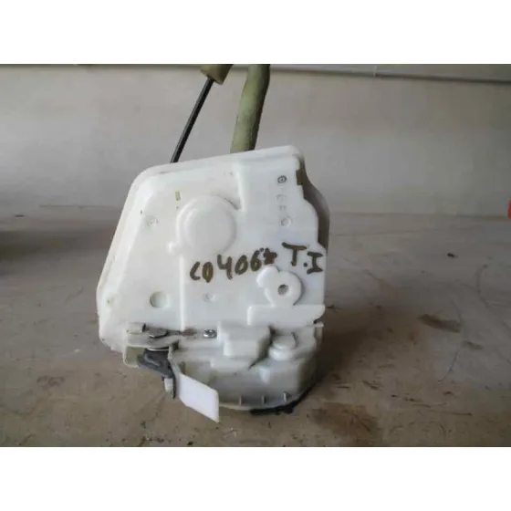 Cerradura Puerta Trasera Izquierda para Mazda 3 Lim. (Bl)