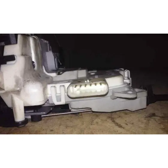 Cerradura Puerta Delantera Derecha para Seat Altea Xl (5P5)