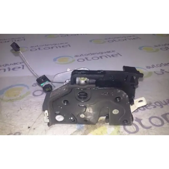 Cerradura Puerta Trasera Derecha para Seat Altea Xl (5P5)