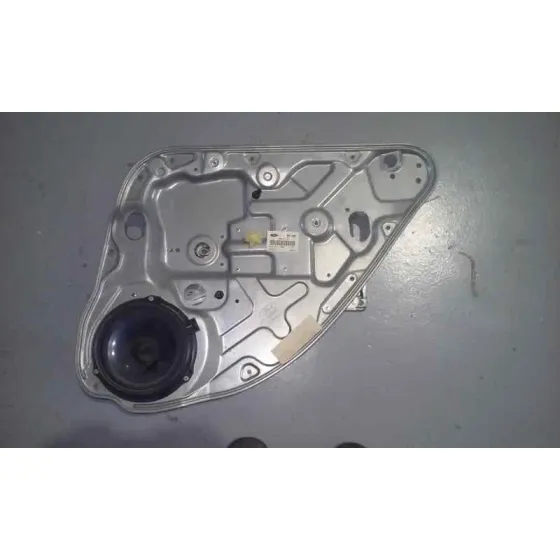 Elevalunas Trasero Derecho para Ford Focus Berlina (Cap)