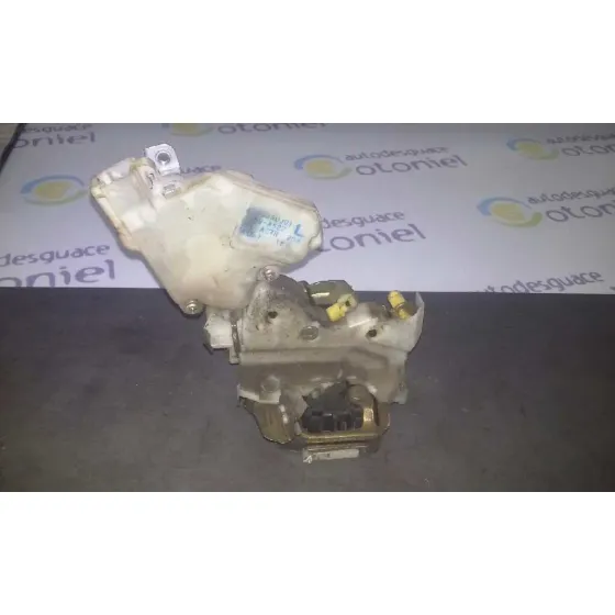 Cerradura Puerta Trasera Izquierda para Nissan Terrano/Terrano.ii (R20)